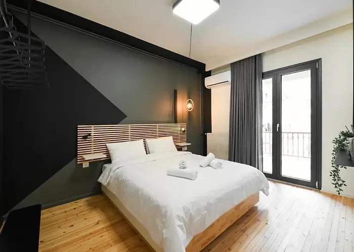 Wendy'S Treehouse Atmabnb 27 Appartement Thessaloniki